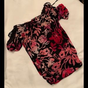 Express Cold Shoulder Short Sleeve Top